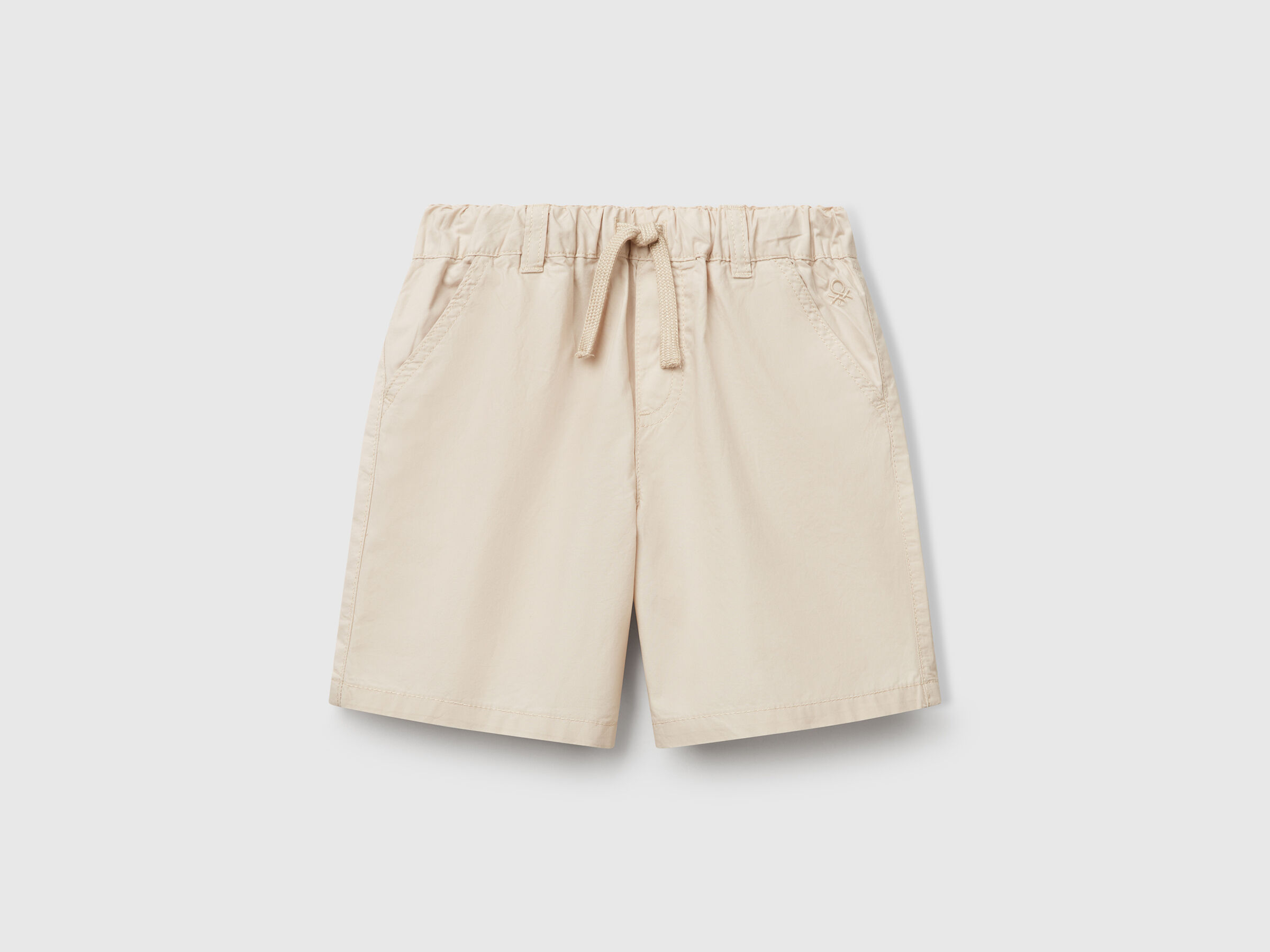 Short 100% coton avec cordon de serrage