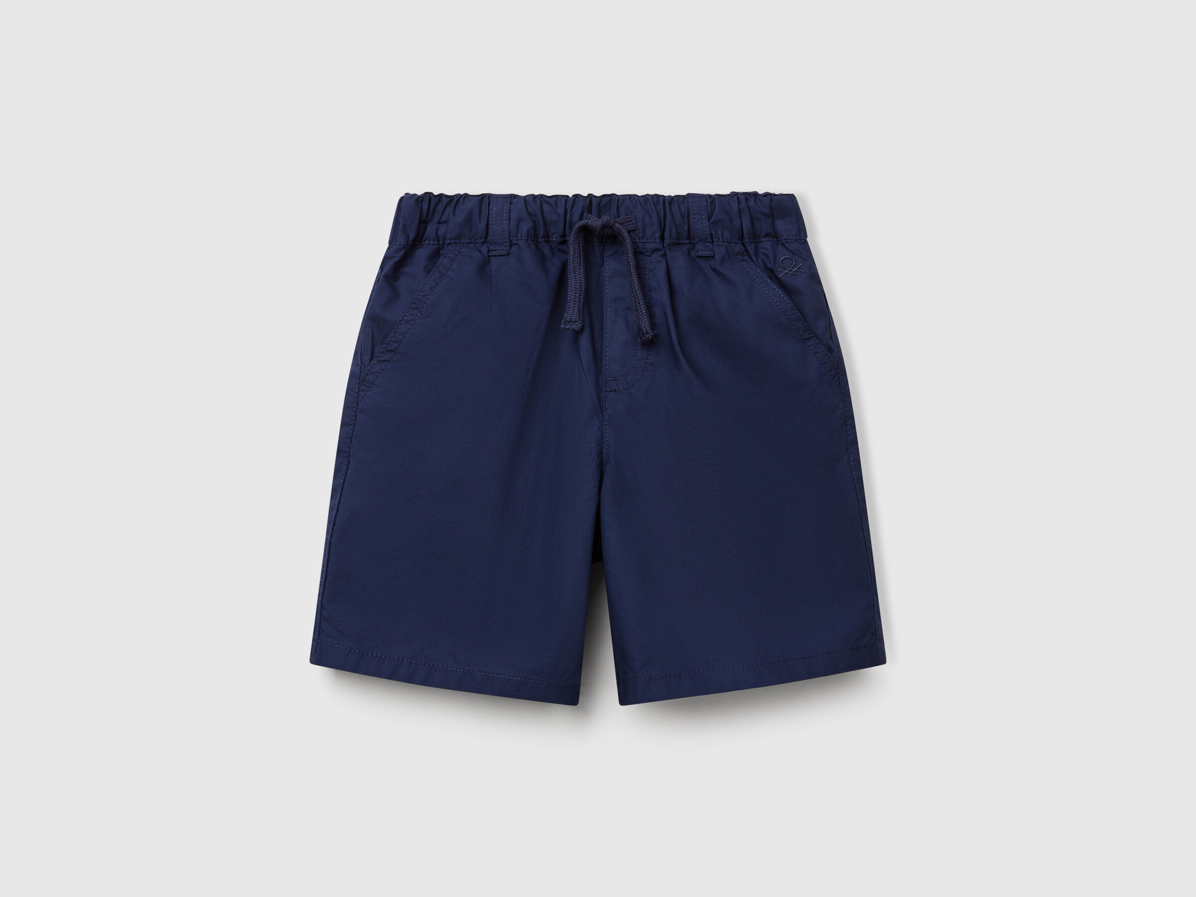 Short 100% coton avec cordon de serrage