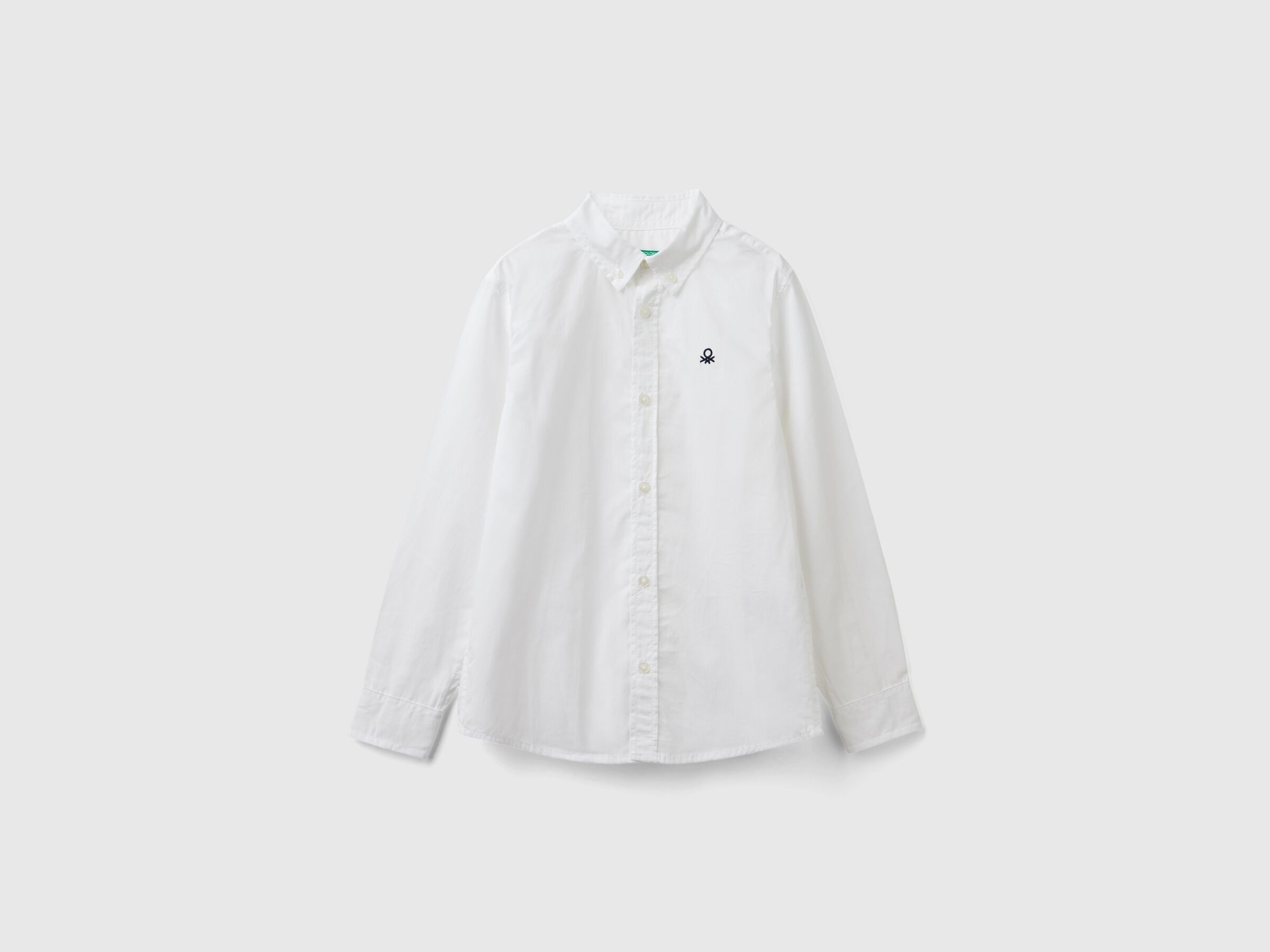 Chemise blanche à boutons